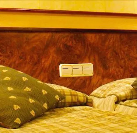 Ξενοδοχείο Odon 3*
